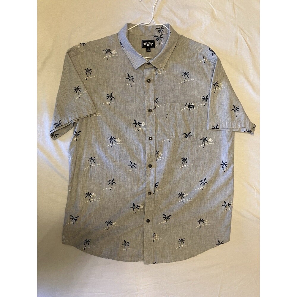 Billabong  Tropical Print Short Sleeve Button-Down Shirt- Men’s Large Gray/Blue